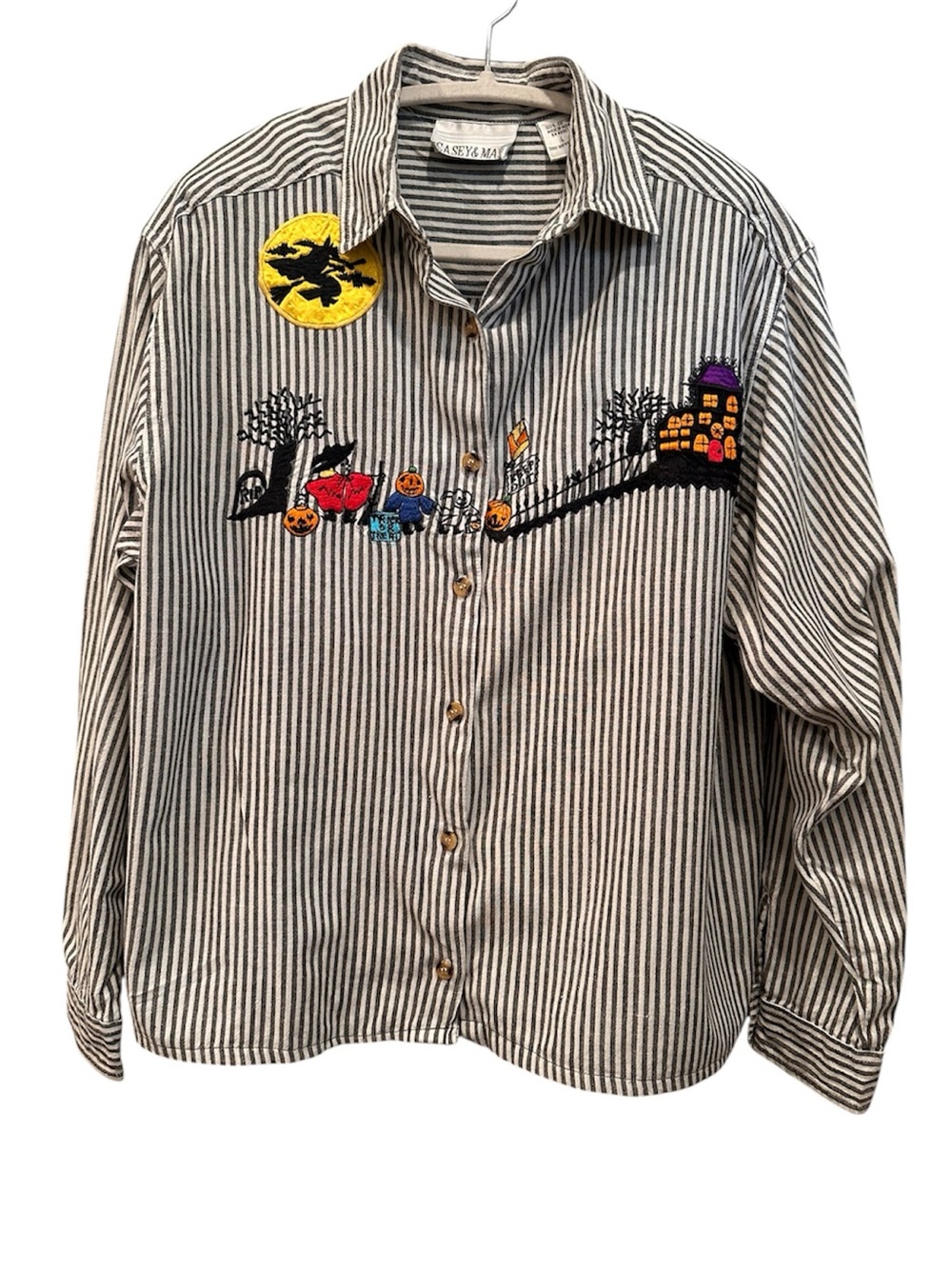 Halloween Embroidered Button-Down Shirt Witches Pumpkins Haunted House Sz L